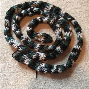 Camo colors hand knit scarf